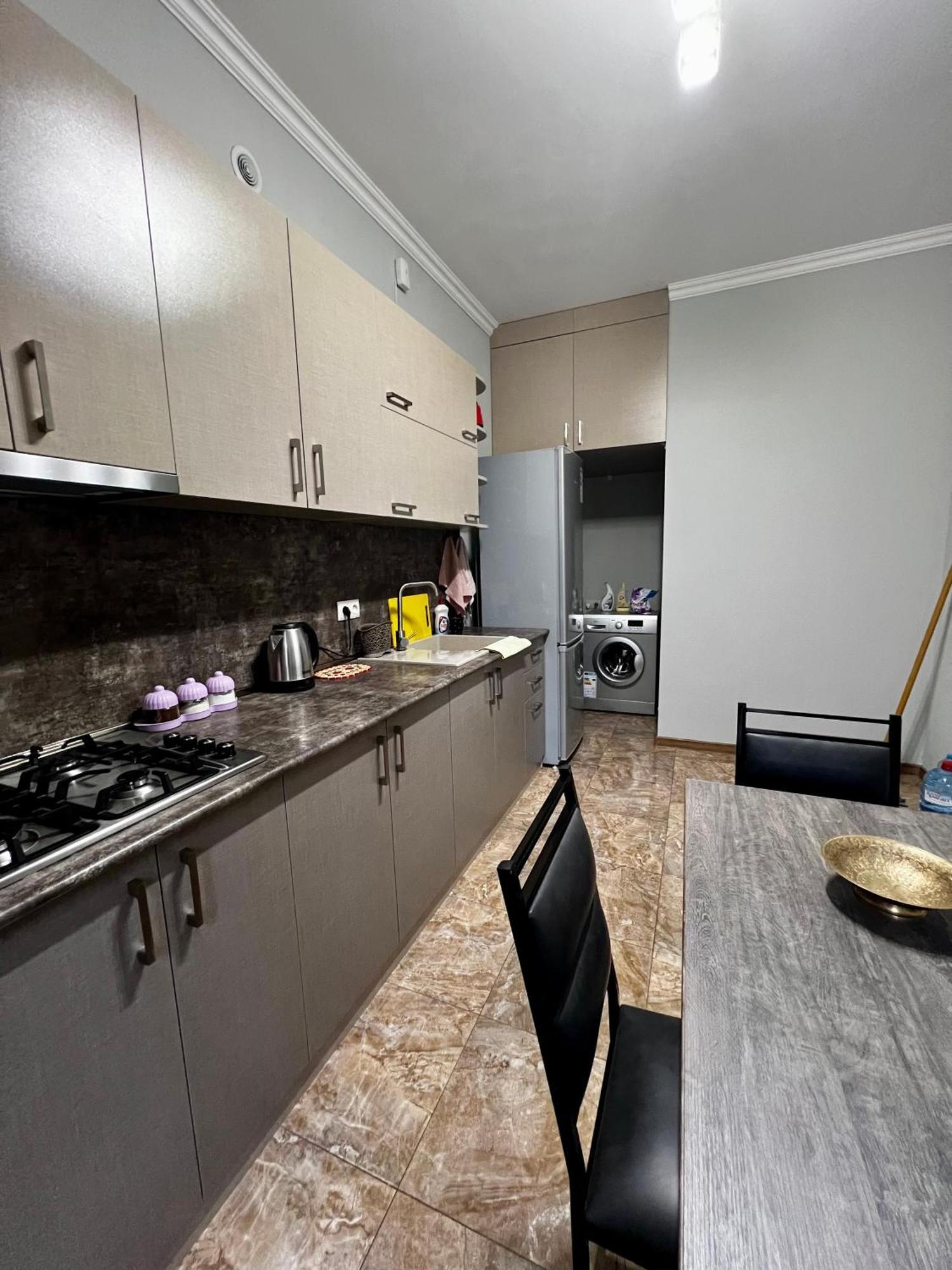 New , Comfortable 3 Bedroom House Erivan